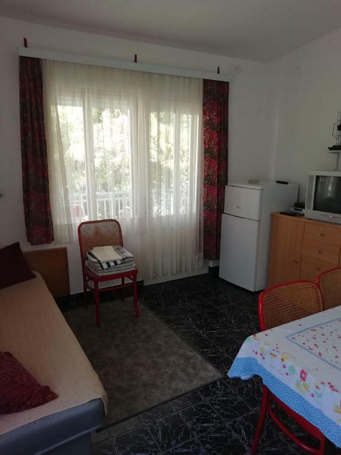 Apartman Mila Dramalj Exterior foto
